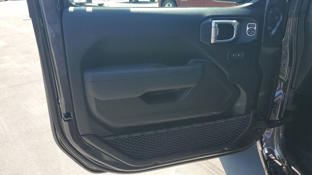 New 2025 Jeep Wrangler Sport S image 19