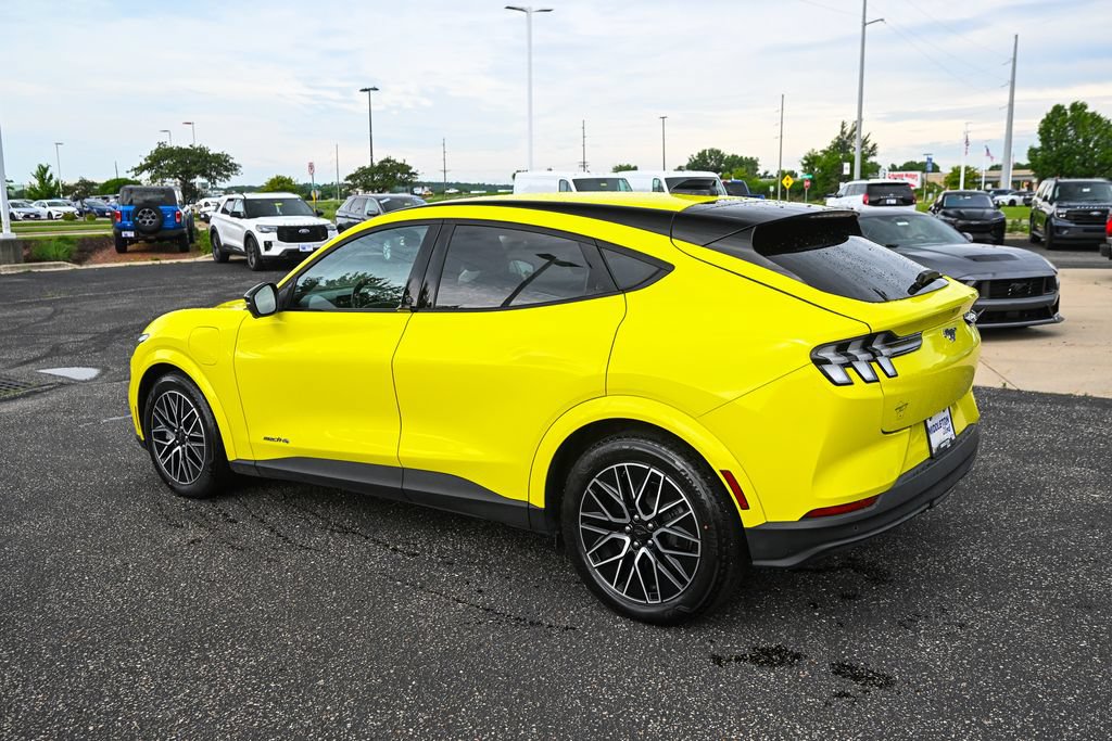 Used 2025 Ford Mustang Mach-E Premium AWD/4WD image 7