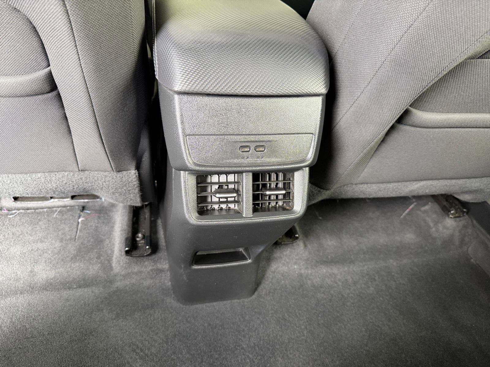 Used 2025 Chevrolet Equinox LT image 23
