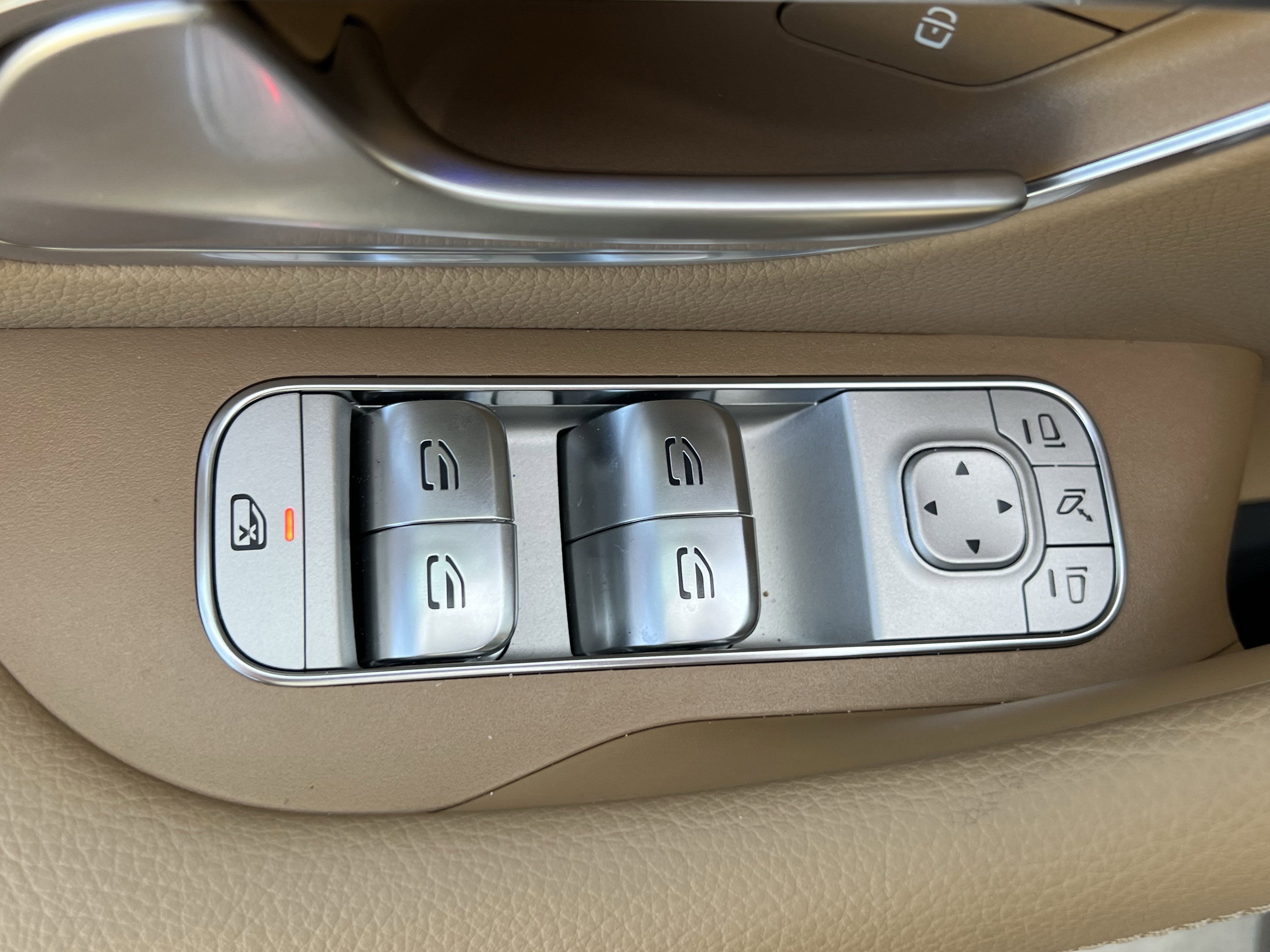 Certified 2025 Mercedes-Benz GLS 580 4MATIC image 15