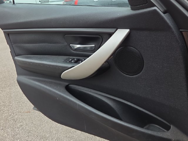 Used 2014 BMW 320i Sedan RWD image 20