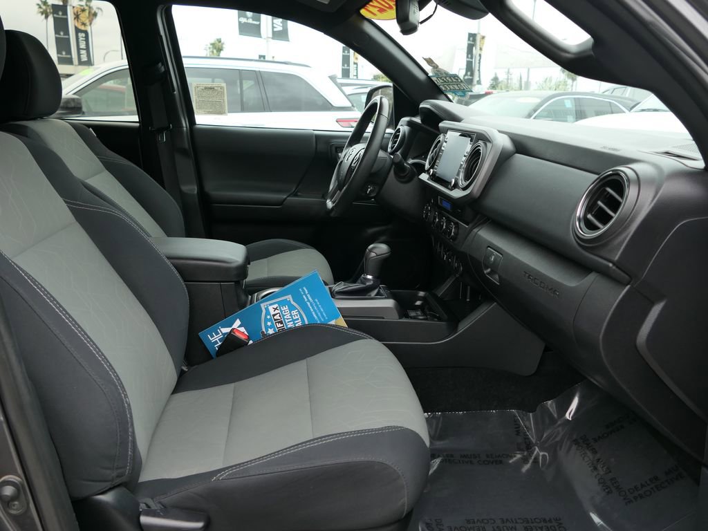 Used 2021 Toyota Tacoma TRD Off-Road w/ Technology Package image 24