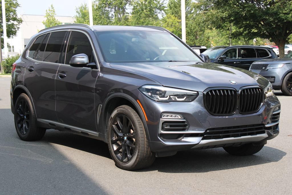 Used 2019 BMW X5 xDrive40i w/ Convenience Package AWD/4WD image 3