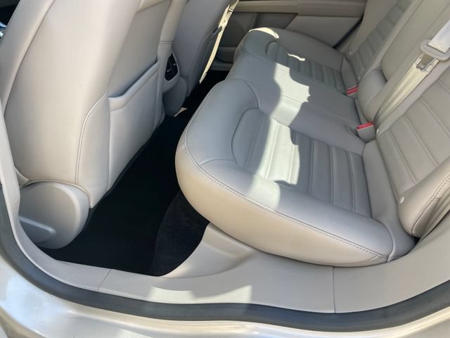 Used 2017 Ford Fusion SE w/ Fusion SE Technology Package FWD image 26