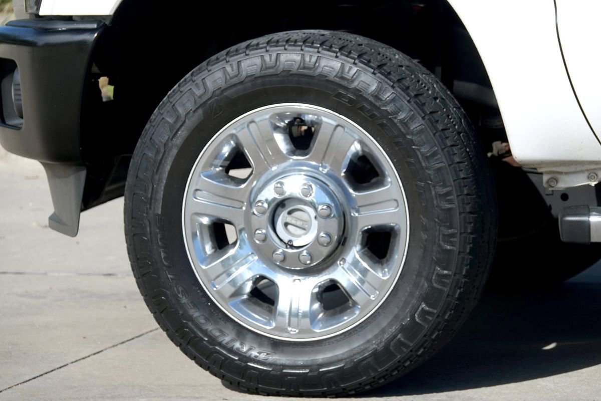 Used 2015 Ford F250 Lariat w/ Chrome Package image 45