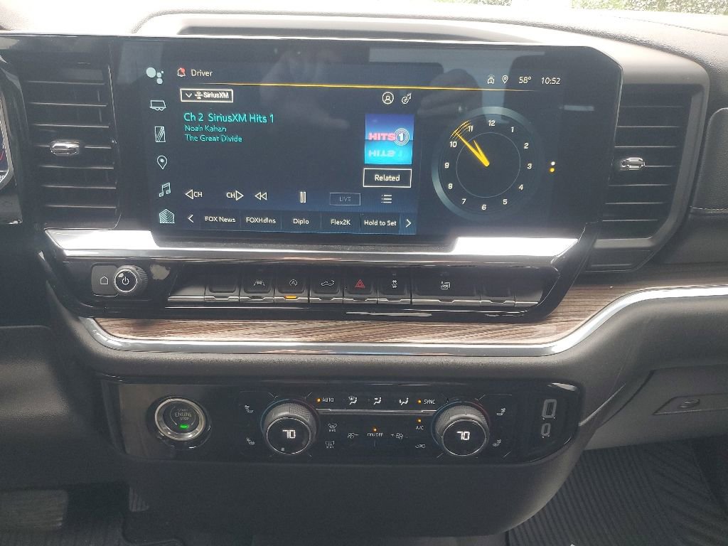 Used 2024 Chevrolet Silverado 1500 LT AWD/4WD image 22