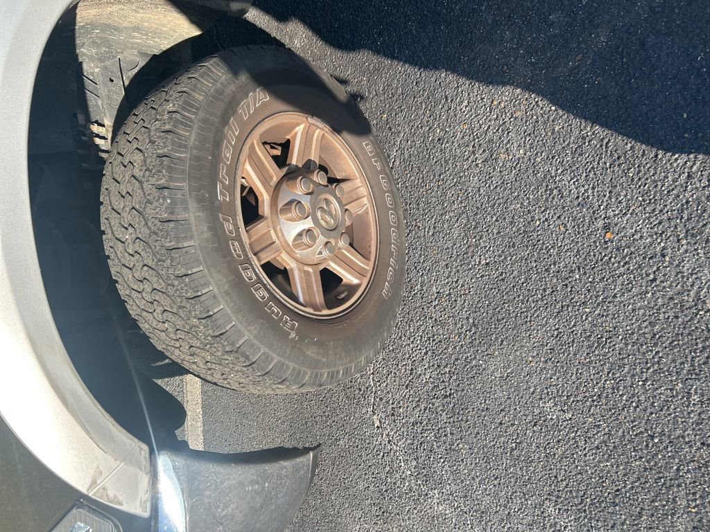 Used 2012 RAM 2500 Laramie w/ Protection Group image 2