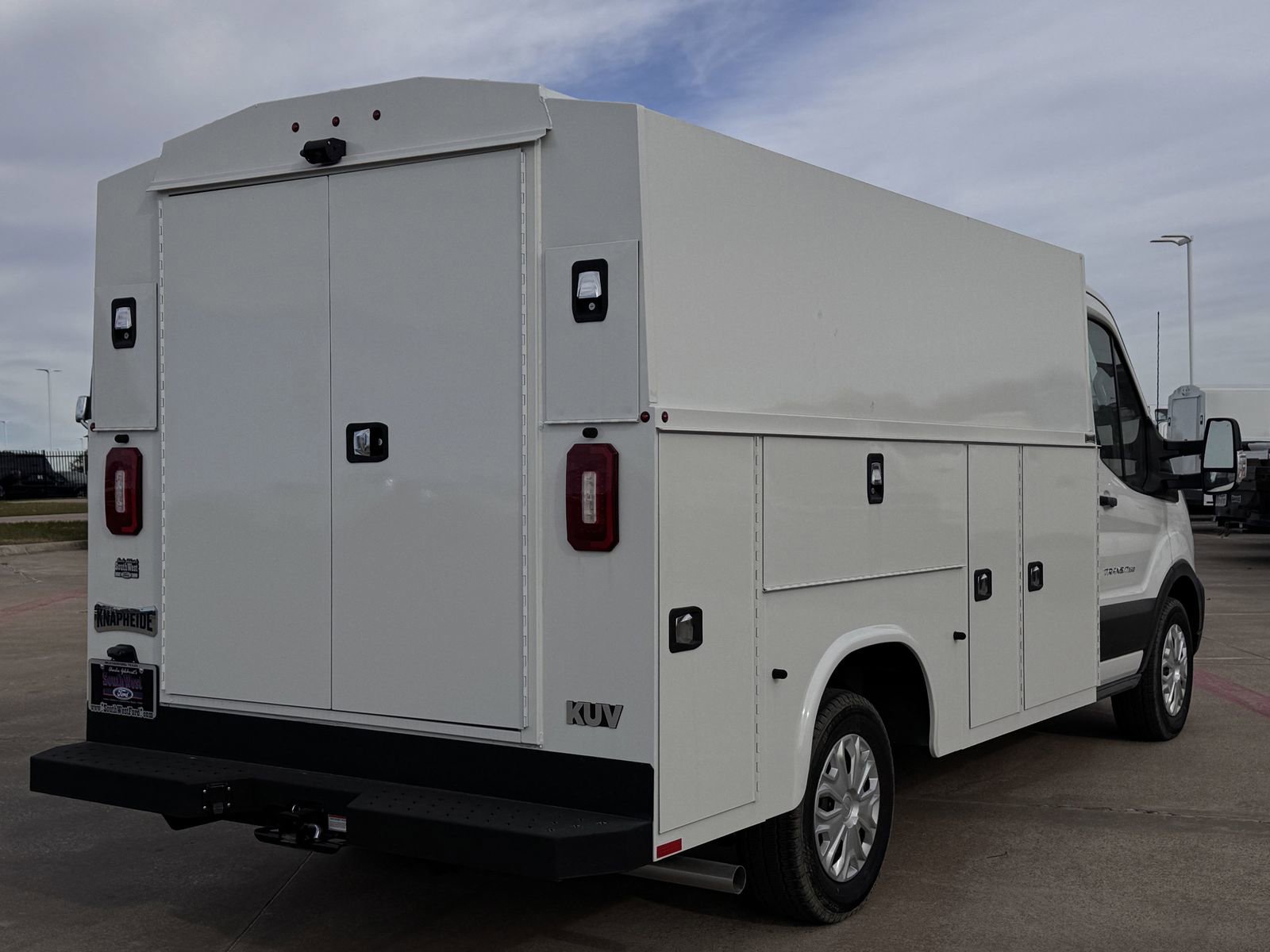New 2024 Ford Transit 350 w/ Interior Upgrade Package RWD image 4