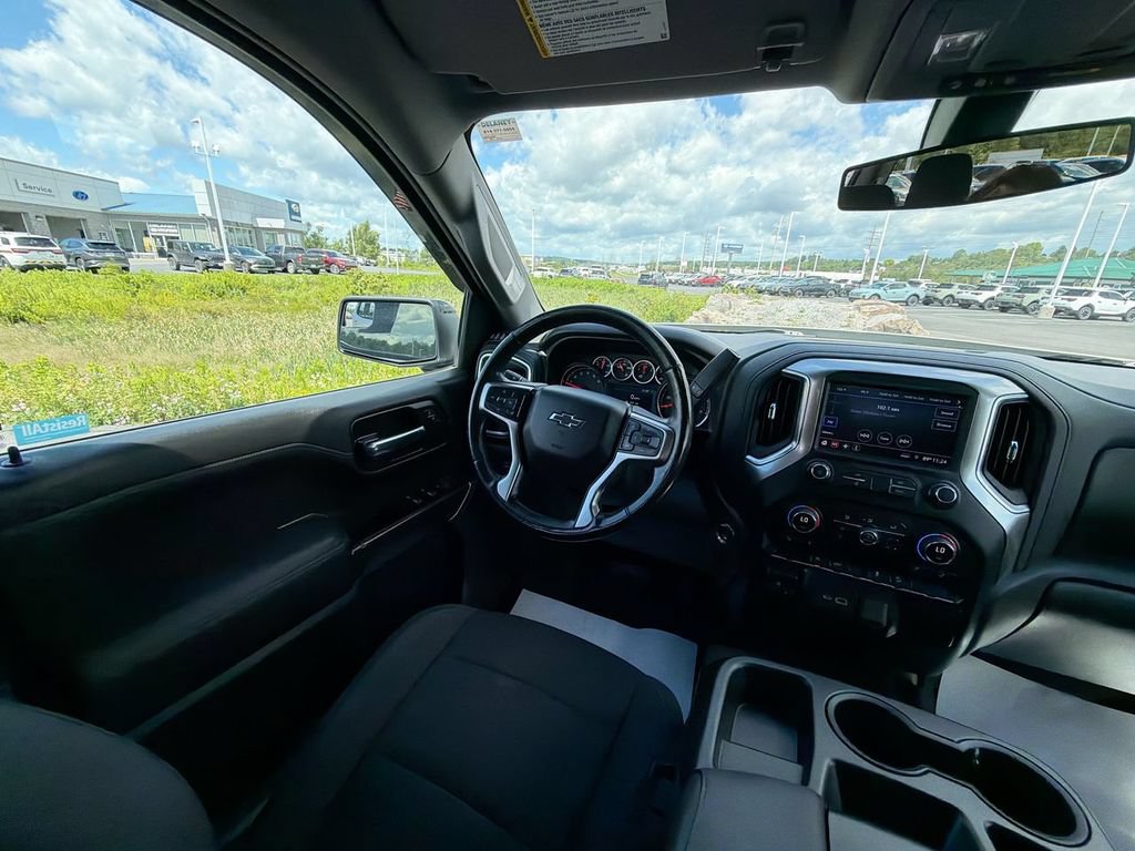 Used 2019 Chevrolet Silverado 1500 RST AWD/4WD image 15