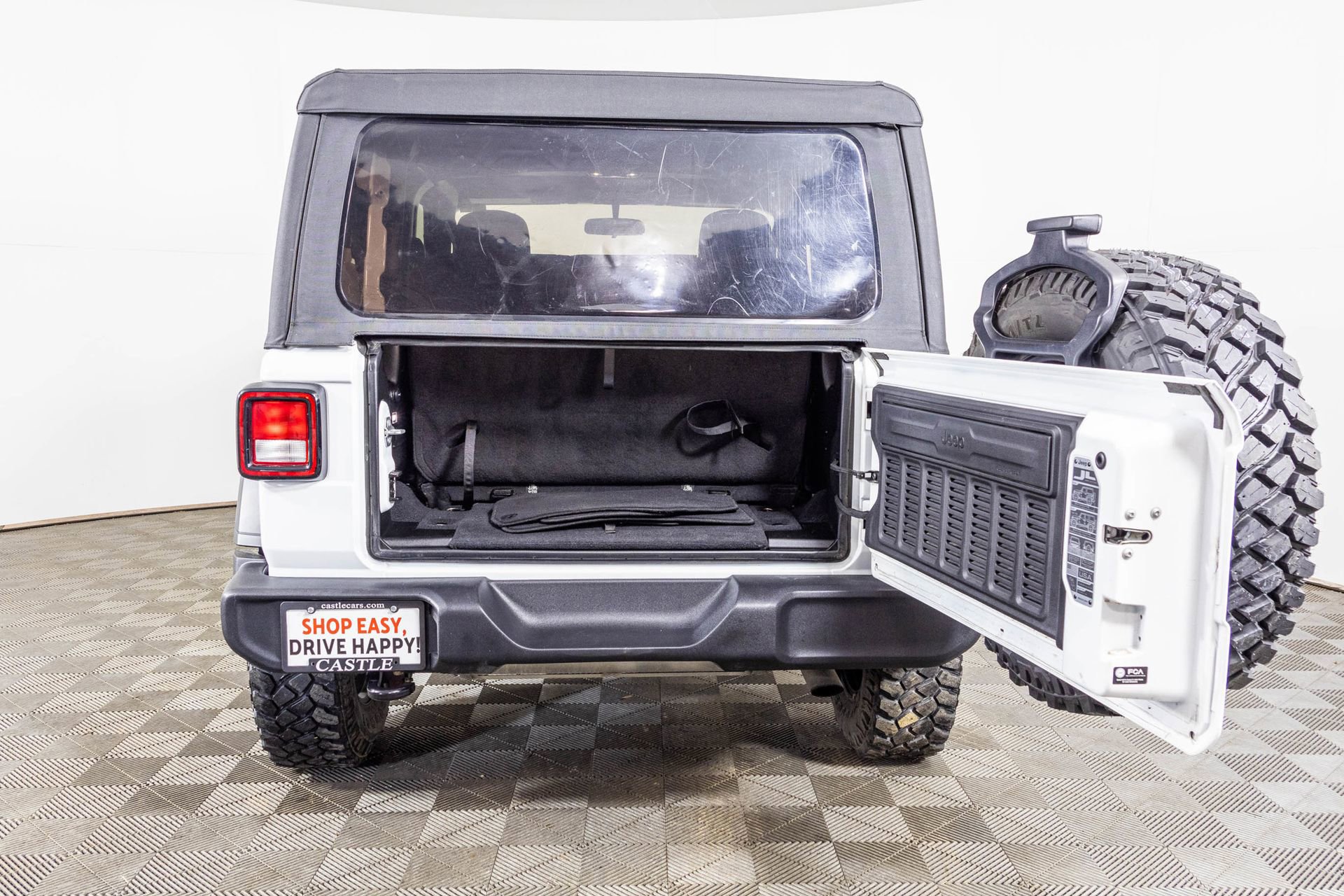 Used 2021 Jeep Wrangler Willys w/ LED Headlamp & Fog Lamp Group image 40