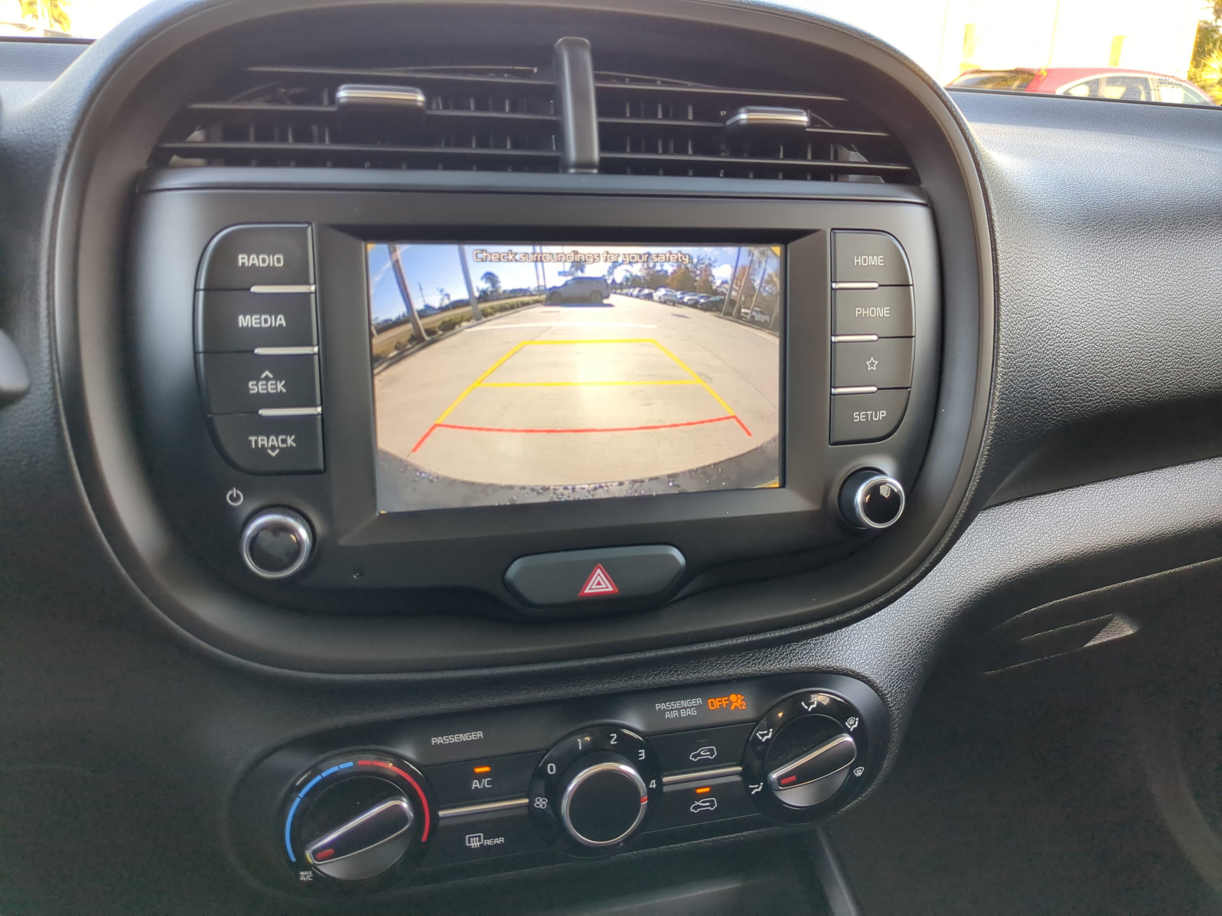 Certified 2020 Kia Soul S image 23