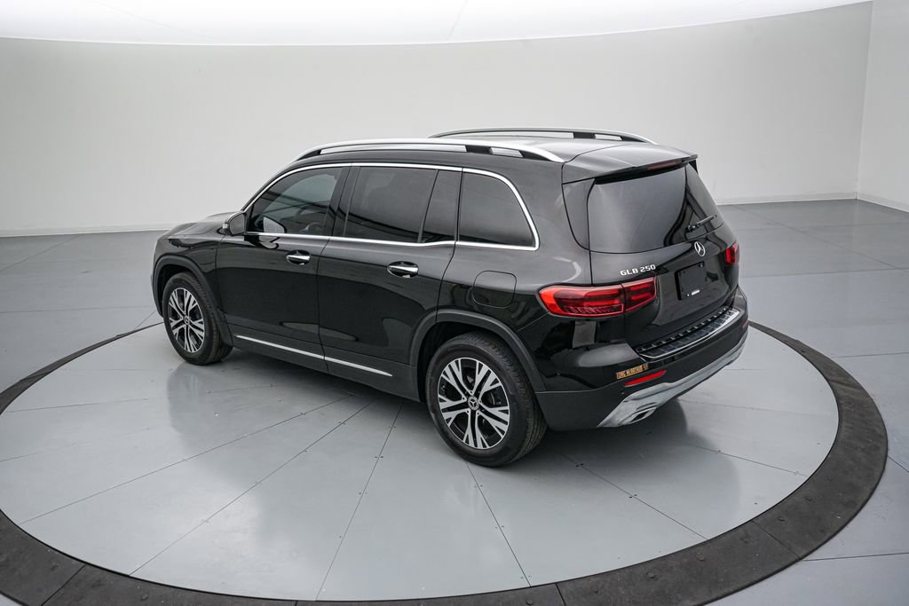 Used 2024 Mercedes-Benz GLB 250 image 7
