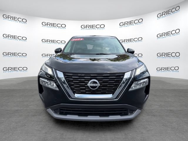 Used 2023 Nissan Rogue SV FWD image 2
