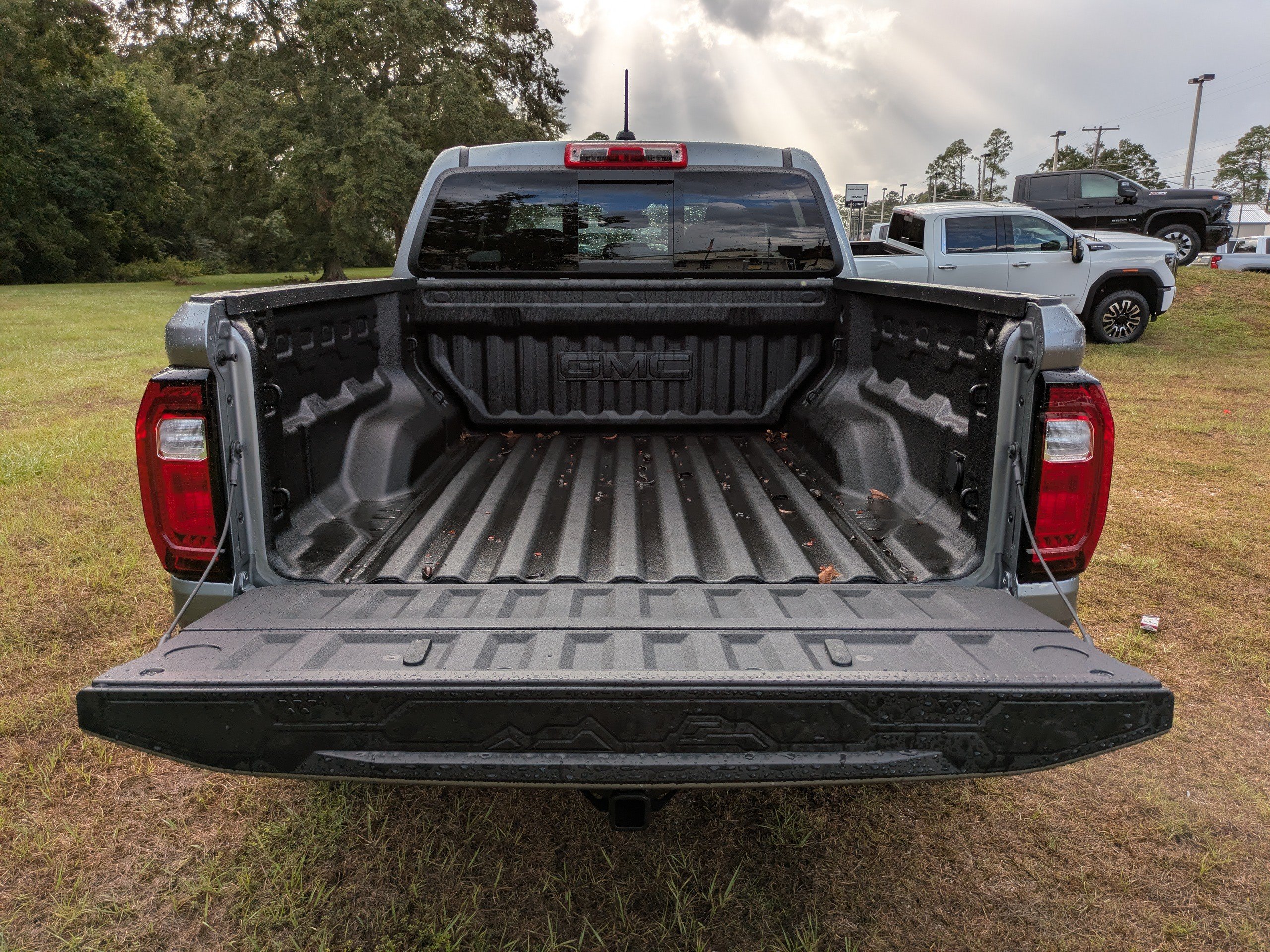 New 2026 GMC Canyon Elevation w/ Convenience Package RWD image 13