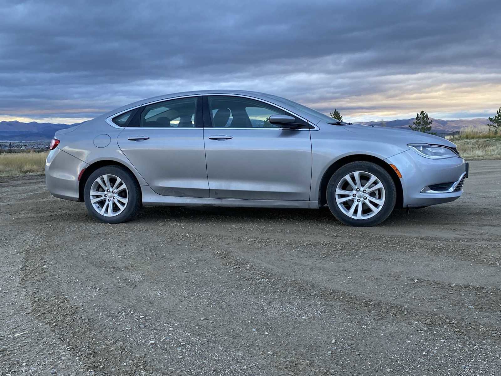 Certified 2016 Chrysler 200 Limited w/ Convenience Group image 22