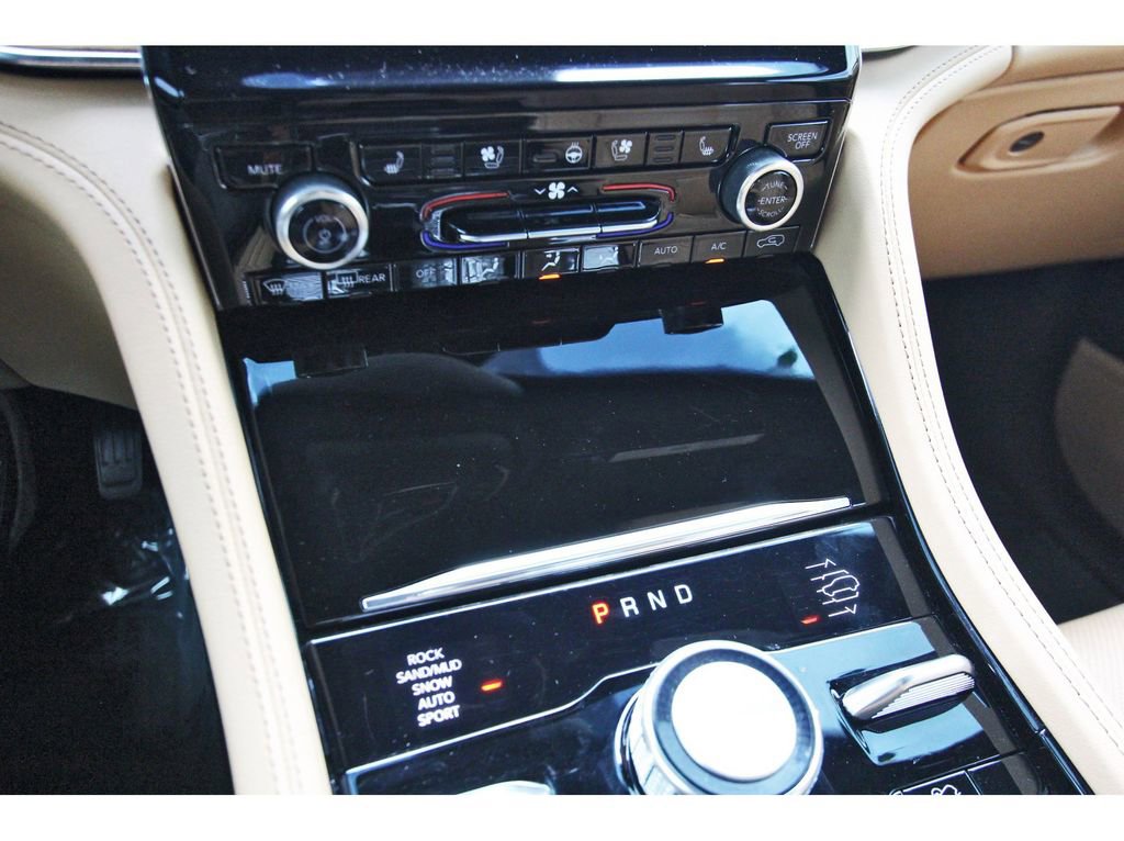 Used 2025 Jeep Grand Cherokee L Summit image 26