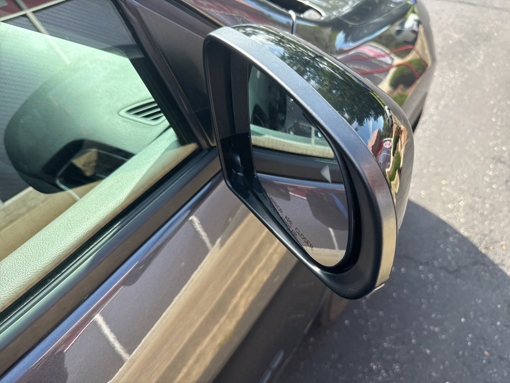 Used 2023 Jeep Cherokee Altitude Lux image 16