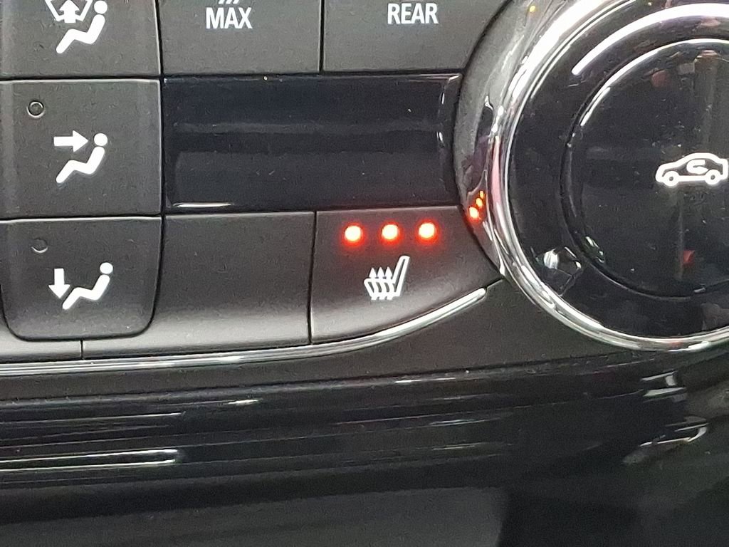 Certified 2025 Chevrolet Trax ACTIV image 25