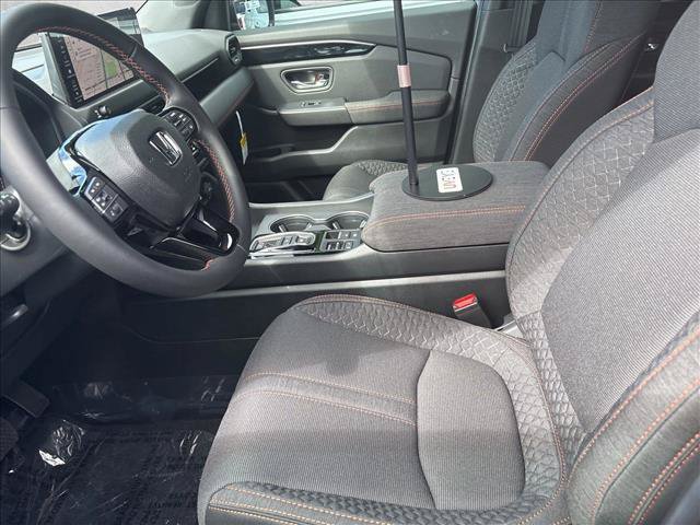 New 2026 Honda Pilot Sport image 12
