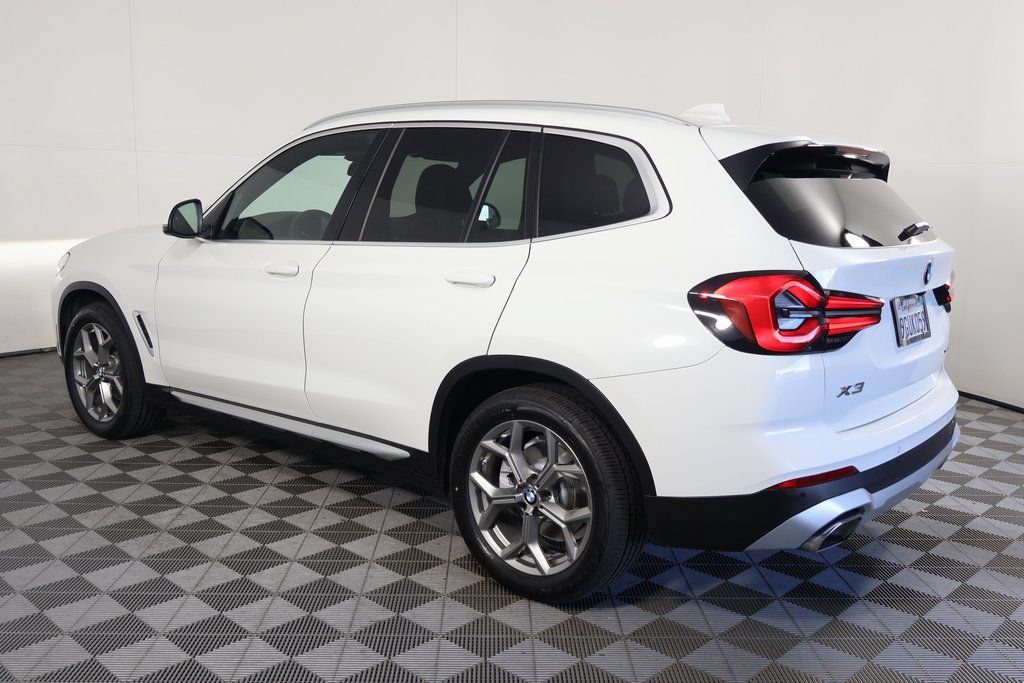 Used 2023 BMW X3 xDrive30i w/ Convenience Package AWD/4WD image 6