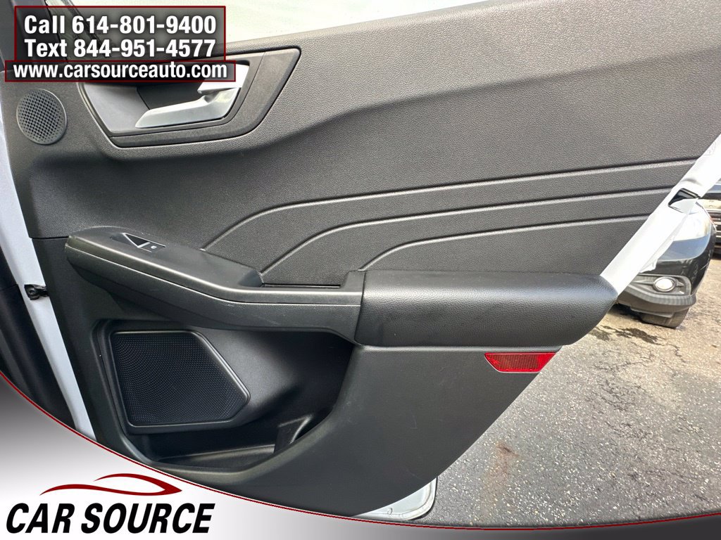 Used 2025 Ford Escape ST-Line Select w/ Tech Pack #2 AWD/4WD image 27