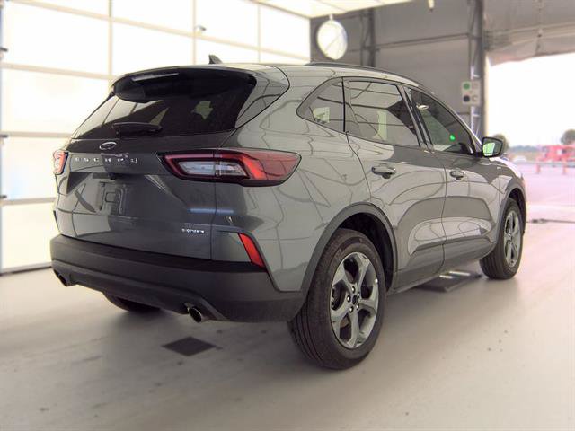 Used 2025 Ford Escape ST-Line AWD/4WD image 3