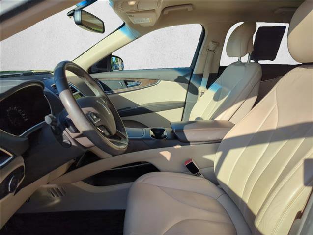 Used 2016 Lincoln MKX Select w/ Select Plus Package image 17