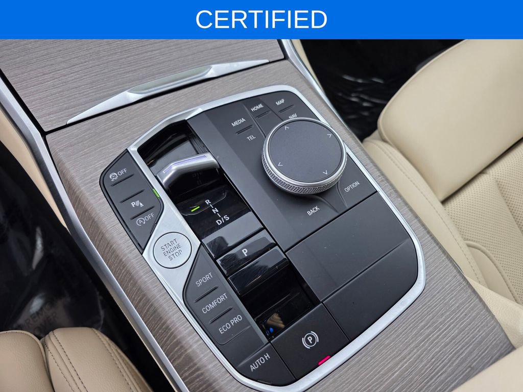 Certified 2025 BMW 330i Sedan w/ Convenience Package image 24