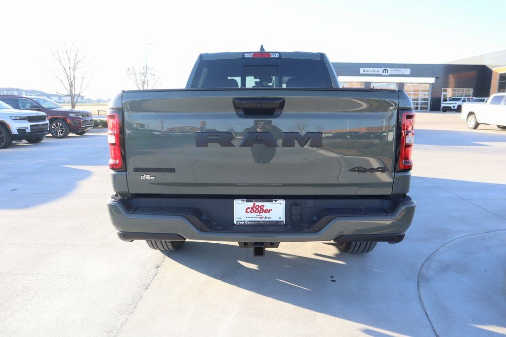 New 2026 RAM 1500 4x4 Crew Cab image 22