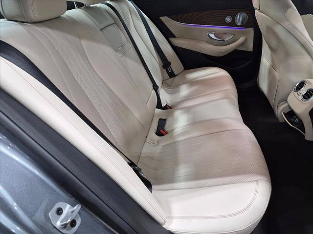 Used 2019 Mercedes-Benz E 300 4MATIC image 21