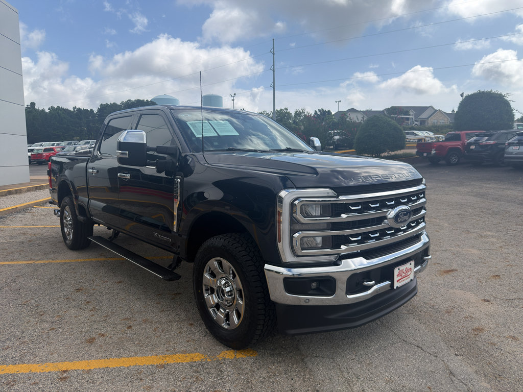 Used 2024 Ford F250 Lariat w/ Lariat Ultimate Package AWD/4WD image 3