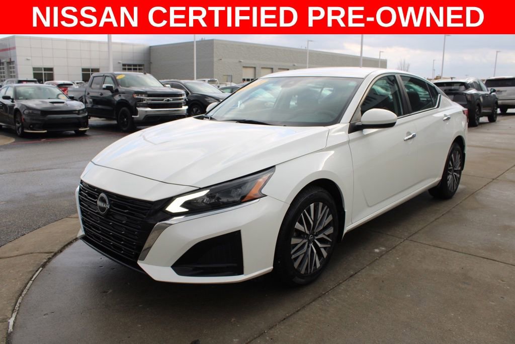 Certified 2023 Nissan Altima 2.5 SV image 3