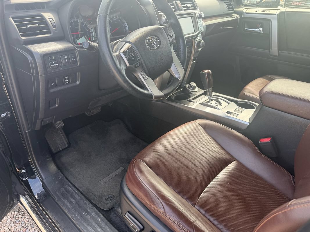 Used 2018 Toyota 4Runner Limited AWD/4WD image 29