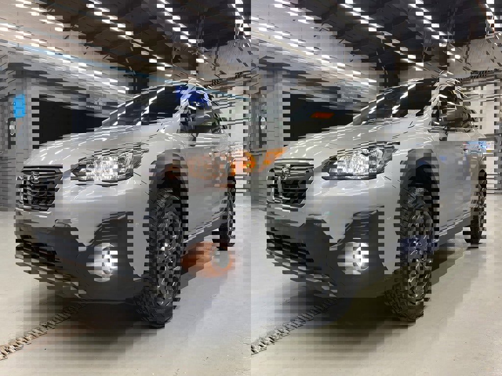 Used 2021 Subaru Crosstrek 2.5i Sport w/ Moonroof Package image 3