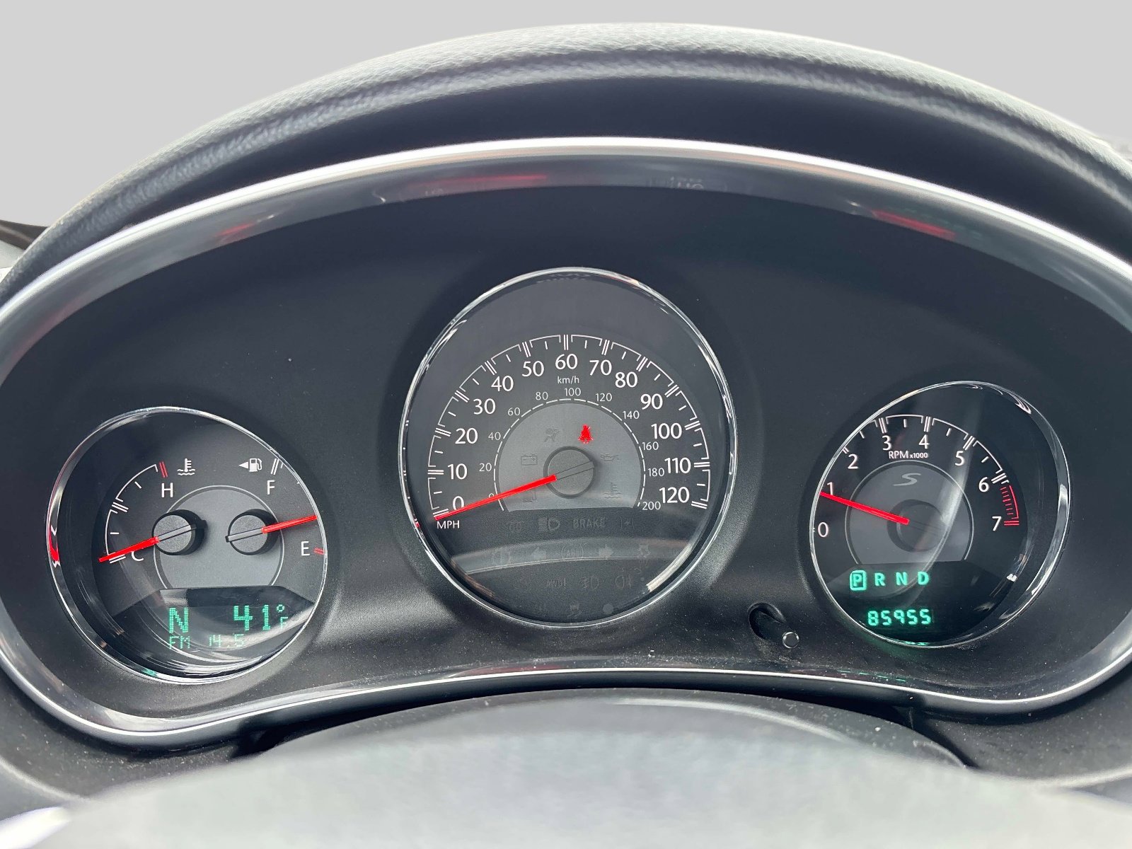 Used 2012 Chrysler 200 S image 25