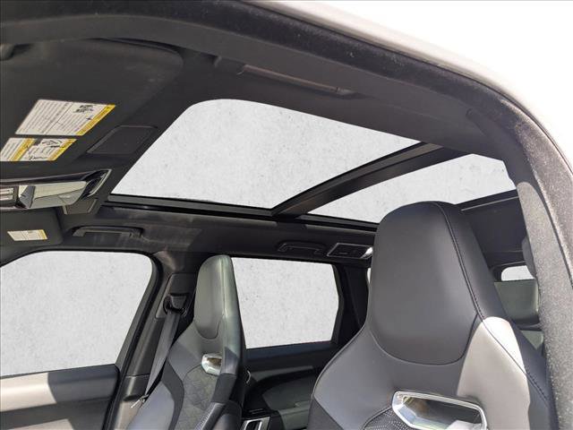 Used 2020 Land Rover Range Rover Sport SVR image 16