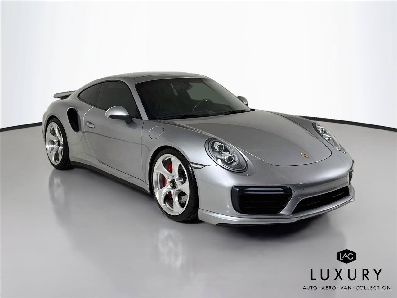 Used 2017 Porsche 911 Turbo AWD/4WD image 2