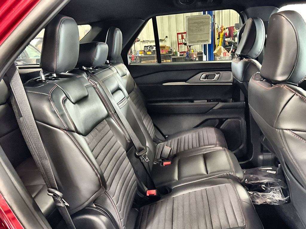 New 2026 Ford Explorer ST-Line RWD image 31