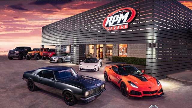 Used 2016 Dodge Challenger SRT w/ Technology Group image 45