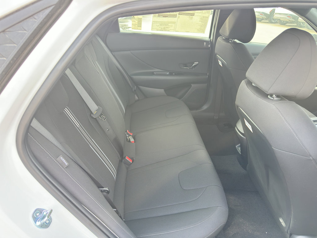 New 2025 Hyundai Elantra Sport image 29