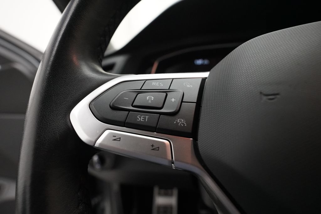 Used 2024 Volkswagen Jetta Sport FWD image 16