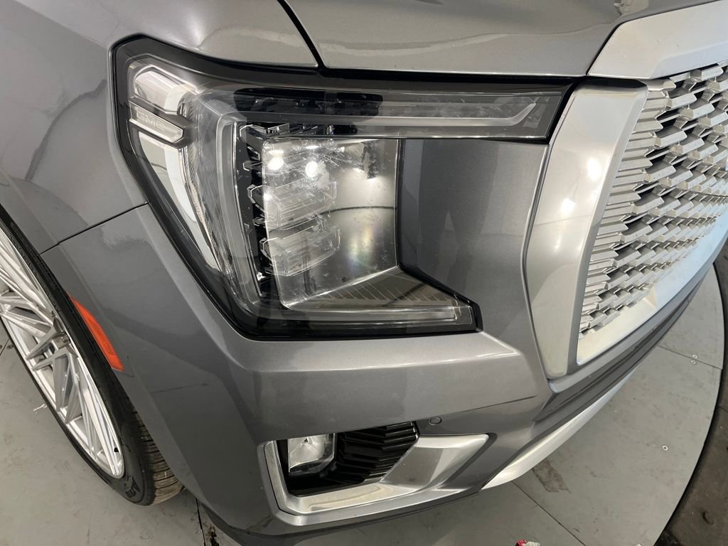 Used 2021 GMC Yukon Denali w/ Denali Premium Package image 54