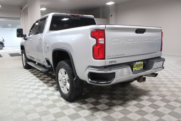 Used 2020 Chevrolet Silverado 2500 LTZ w/ LTZ Premium Package image 9