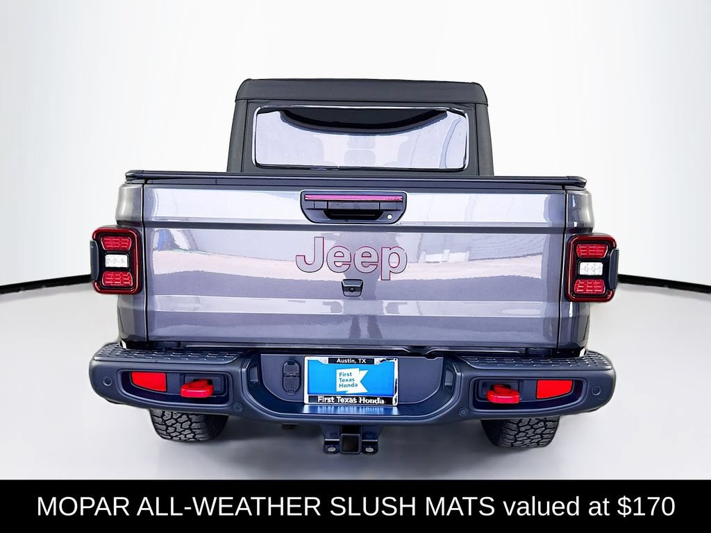 Used 2025 Jeep Gladiator Rubicon w/ Safety Group AWD/4WD image 7