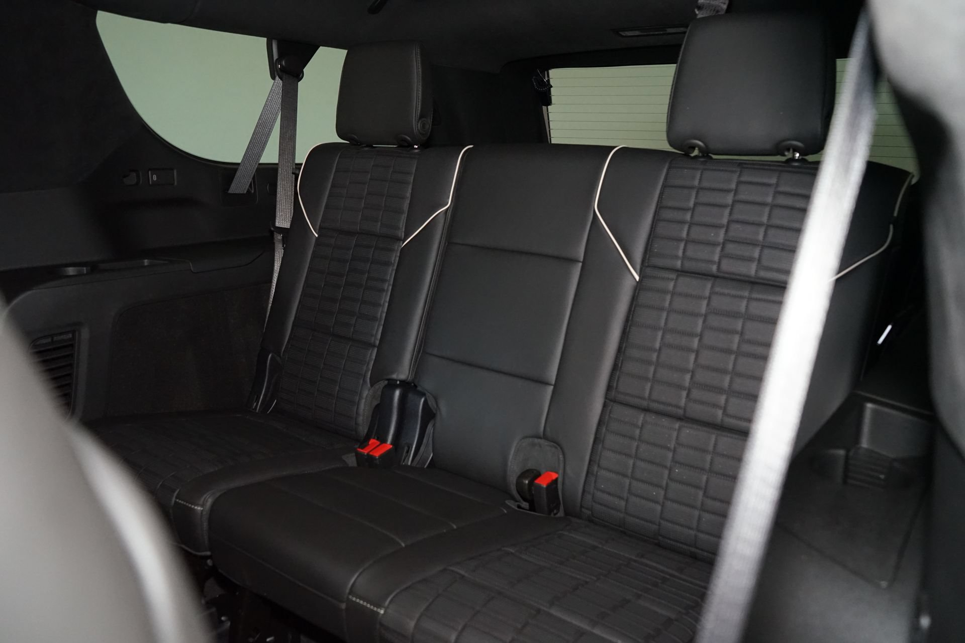 Used 2026 Cadillac Escalade ESV V AWD/4WD image 44