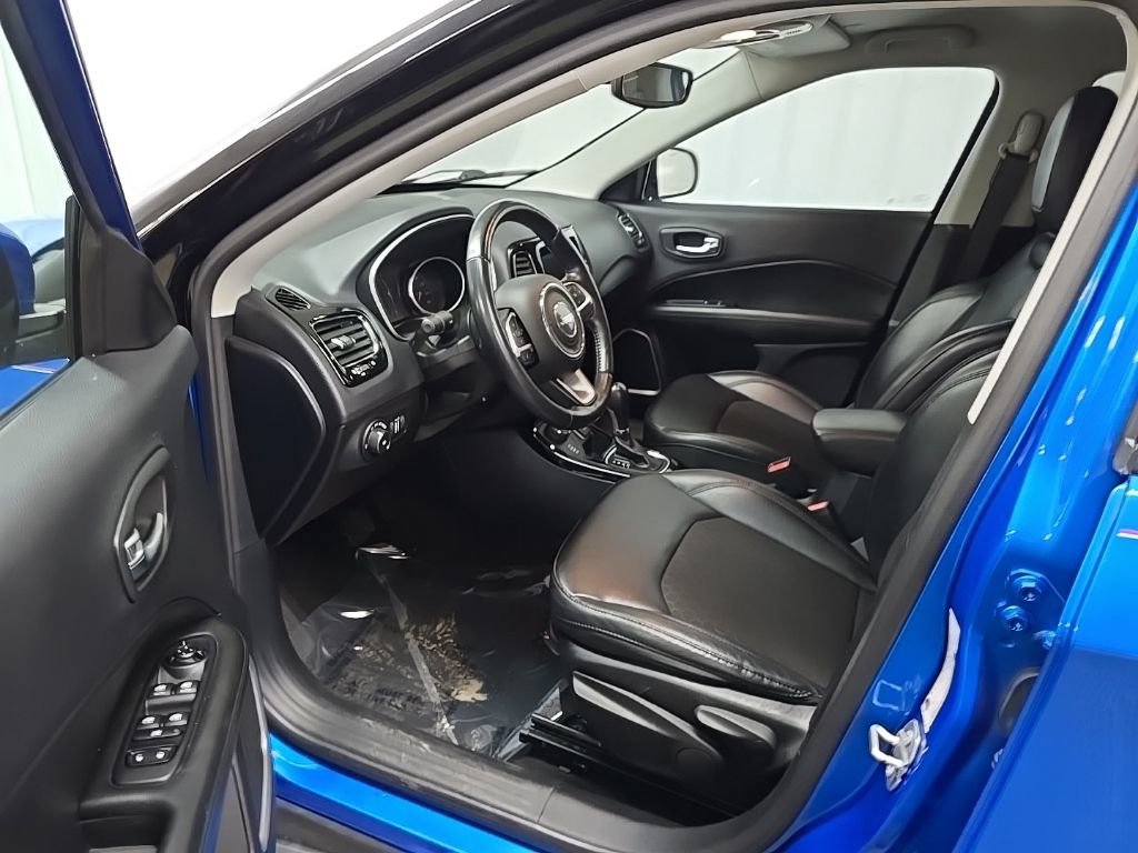 Used 2020 Jeep Compass Latitude image 28