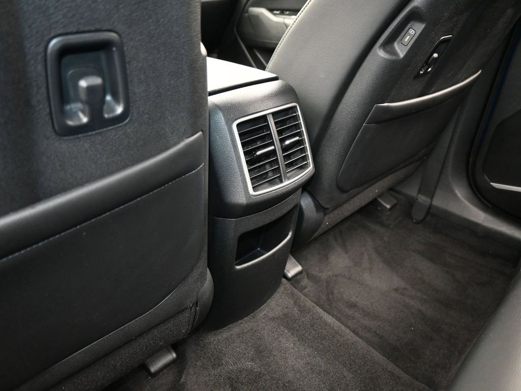 Used 2023 Kia Sportage EX image 36