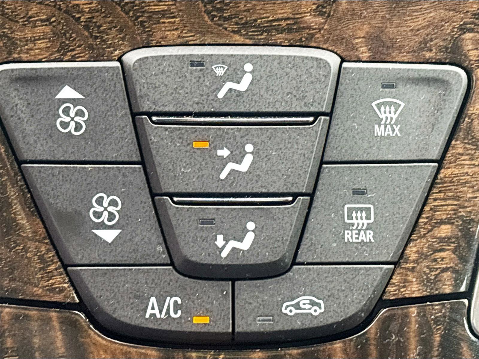 Used 2014 Buick LaCrosse Premium w/ Ultra Luxury Package image 16