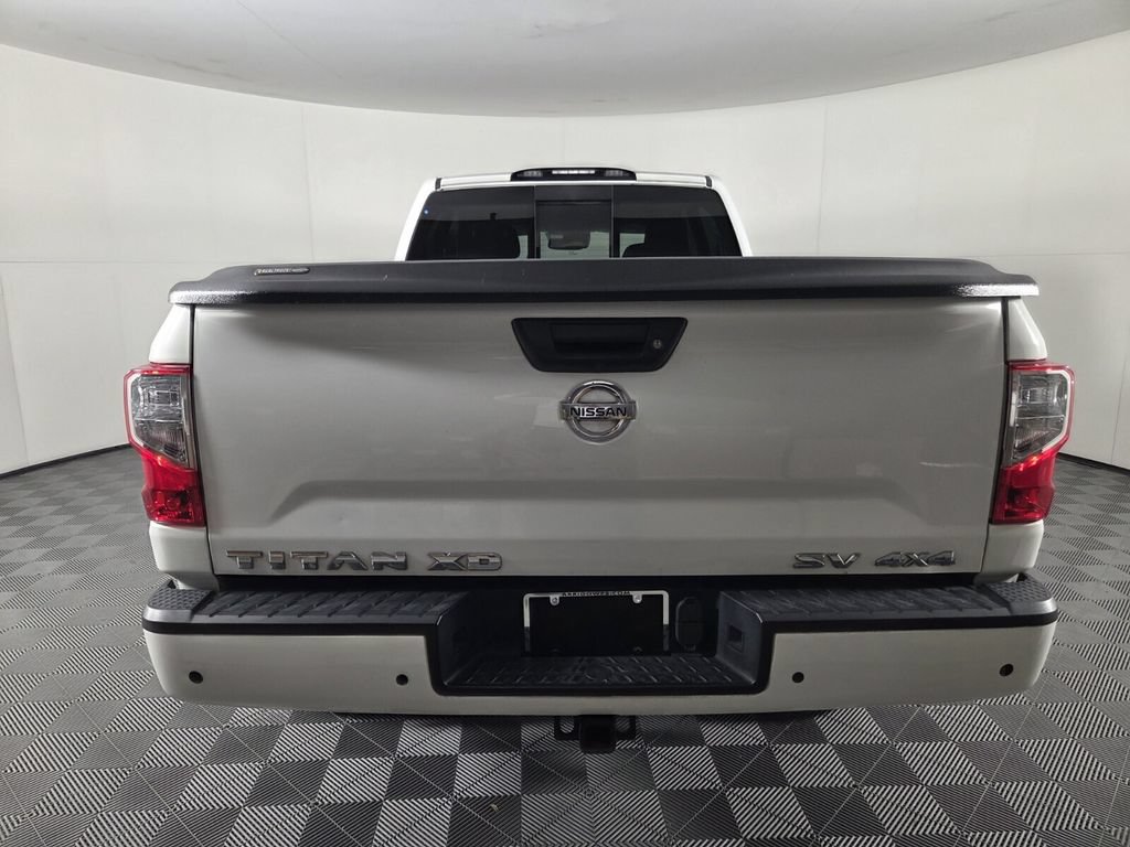 Used 2021 Nissan Titan SV w/ SV Convenience Package AWD/4WD image 6