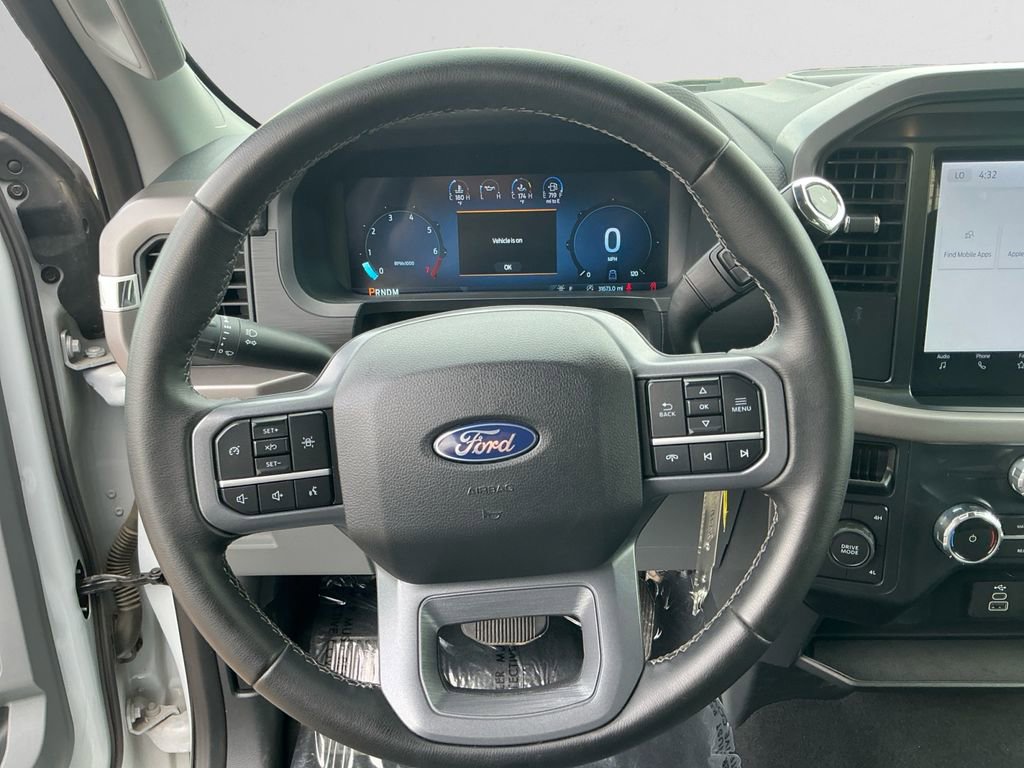 Used 2025 Ford F150 XLT w/ Equipment Group 301A Standard image 12